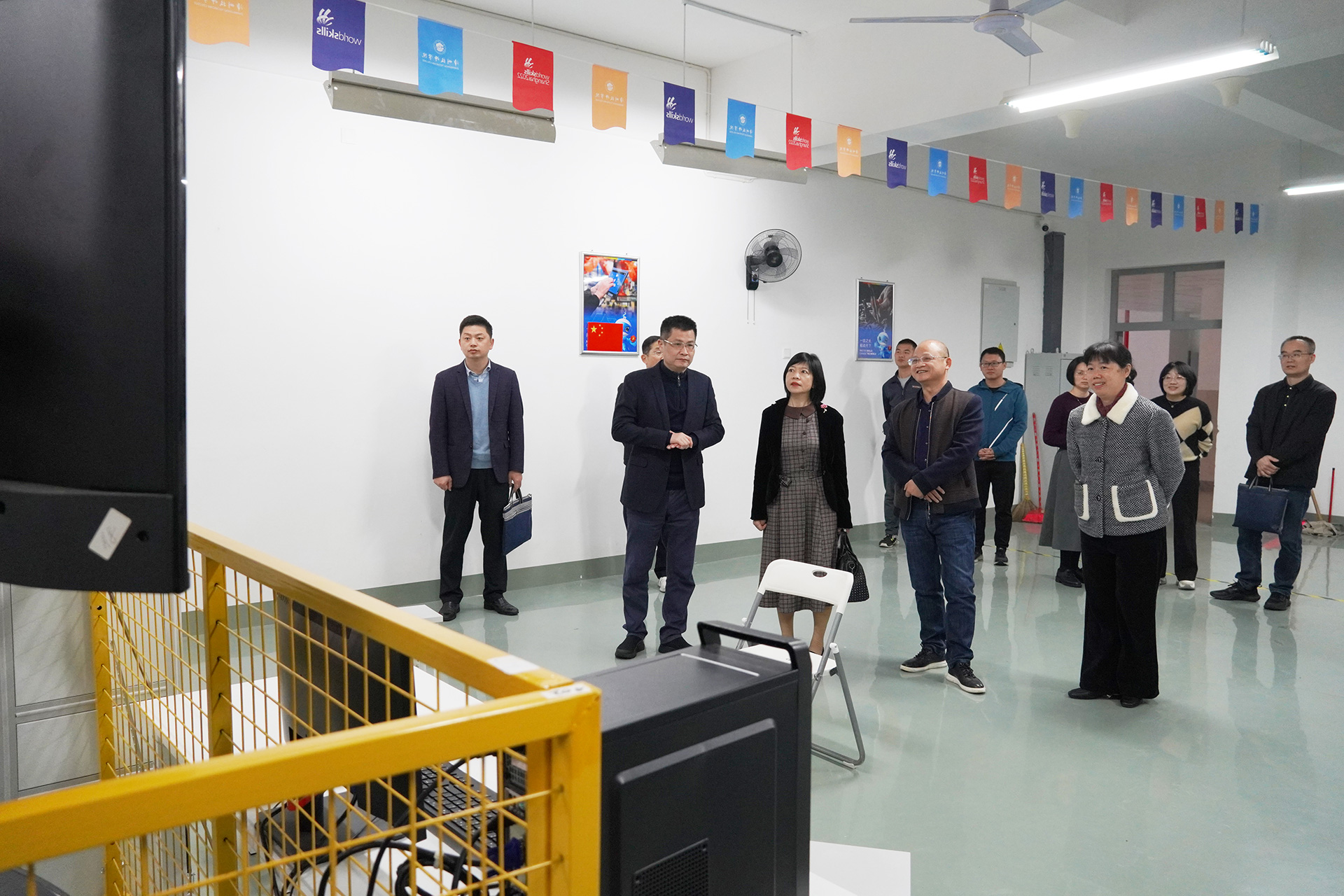 1685086126279692427.jpg 20230328福建省人社厅赴漳州技师学院开展法治建设调研 (2).JPG